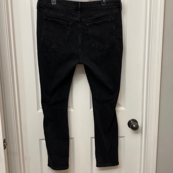 𝅺Old Navy Women’s Pop Icon Skinny Mid Rise Black Jeans Size 16 - Picture 2 of 11